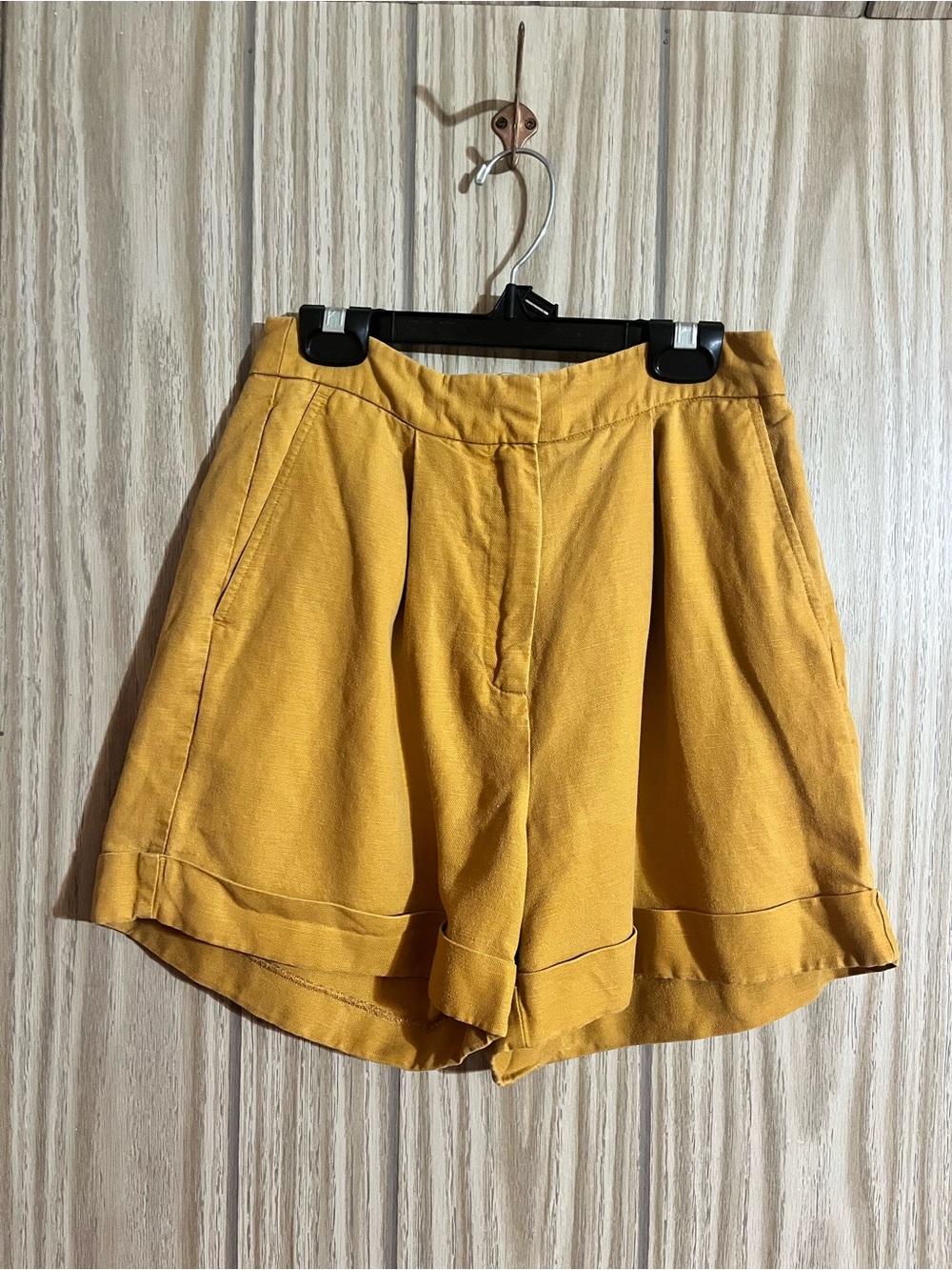 Frank And Oak Tencel Linen Blend Pleated Shorts Size 0 Mustard Yellow